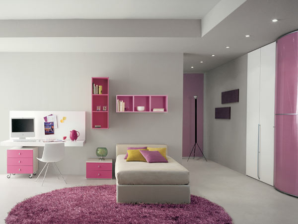 Вариант оформления комнаты для девочки-подростка — просматриваются элементы минимализма