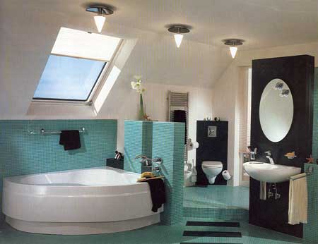 Мозаичный пол в ванной комнате