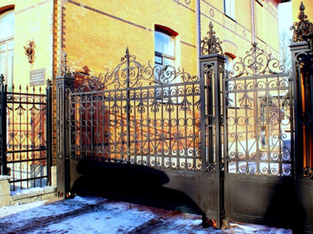 Ковані ворота в Петербурзі