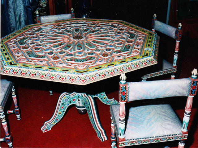 Мебель с росписью