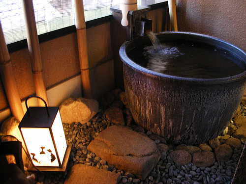 Офуро – головний атрибут ванни у японському стилі