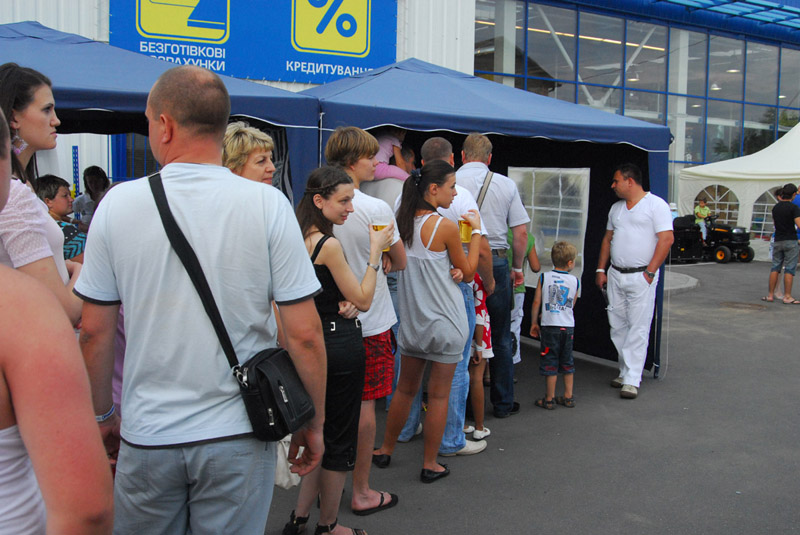 За пивом были очереди