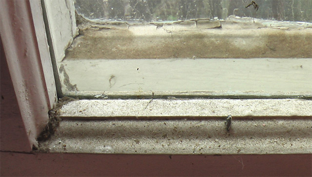 Окно до ремонта квартиры